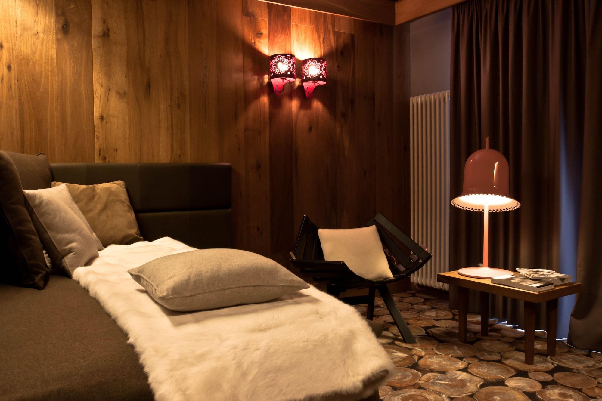 Alexander Charme Hotel Livigno Exterior photo